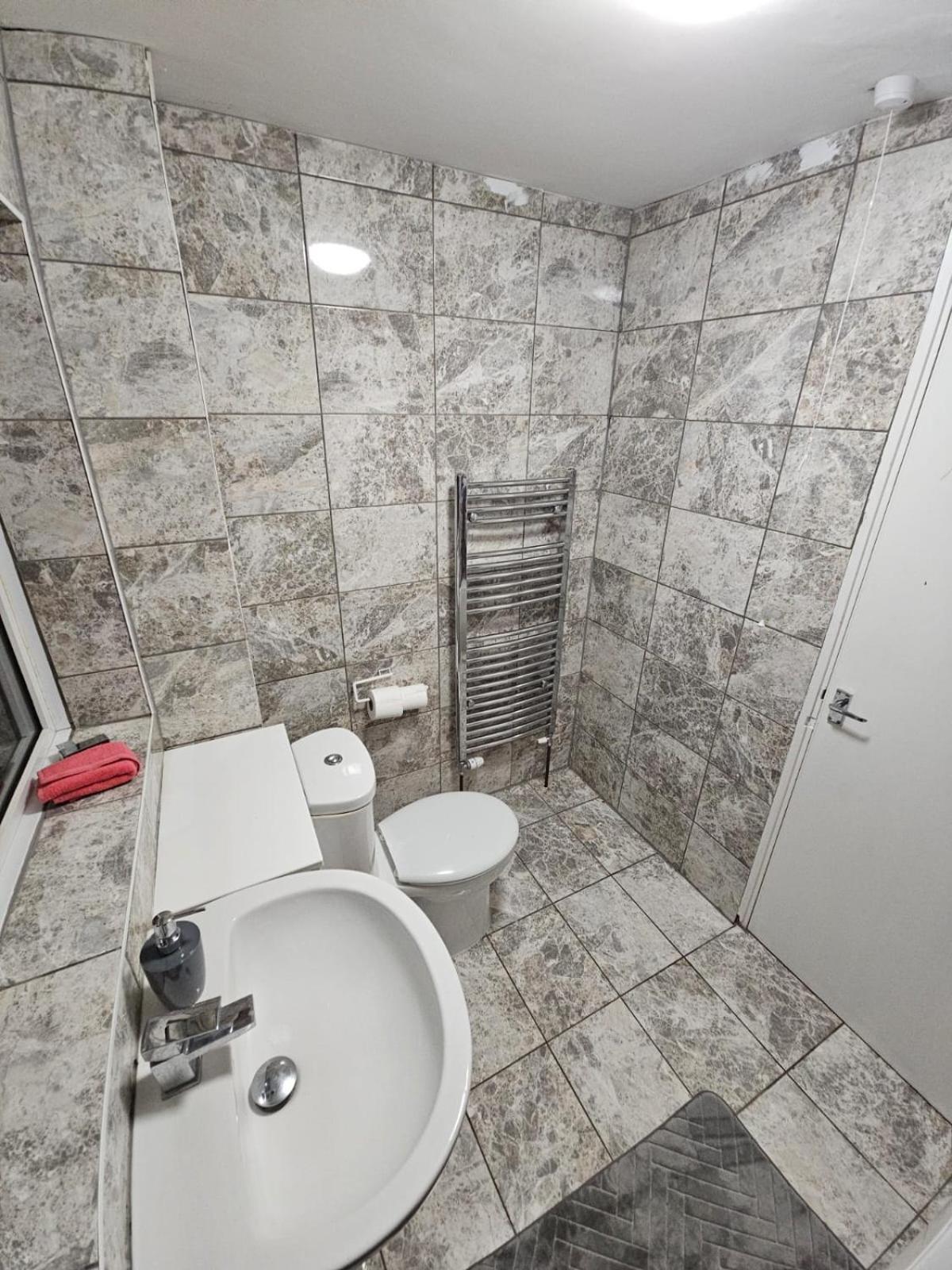 Spacious Single Room 诺丁汉 外观 照片